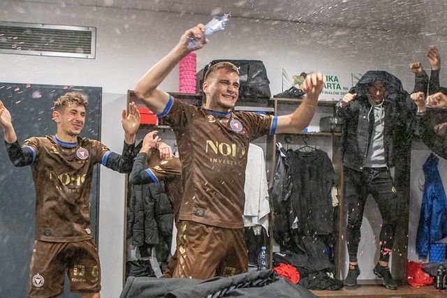 因此在次回 因此在次回